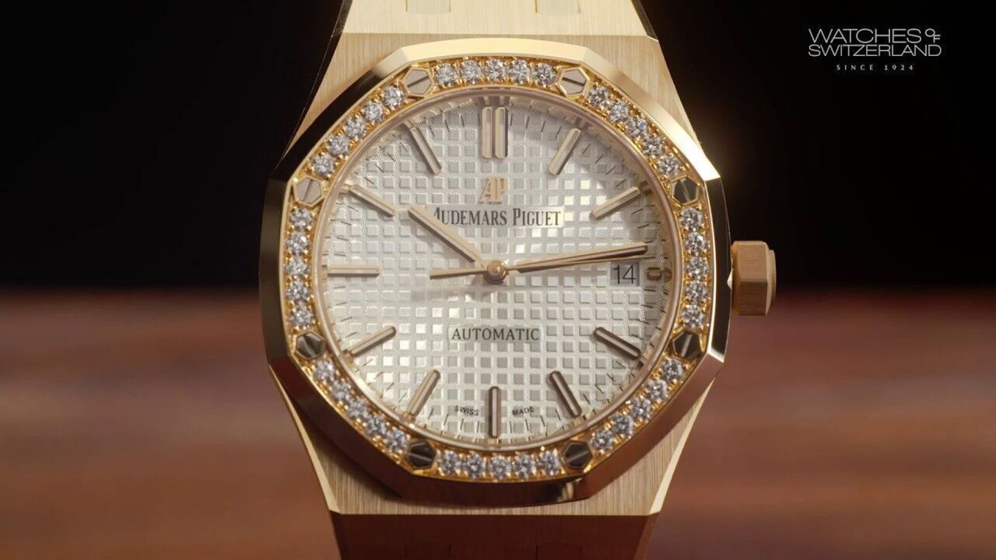 Luxurytimepiece Video